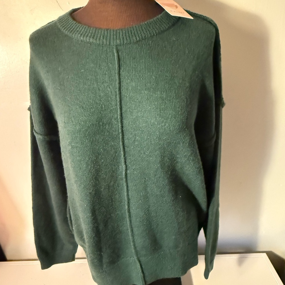 Elegant Green Sweater for Women